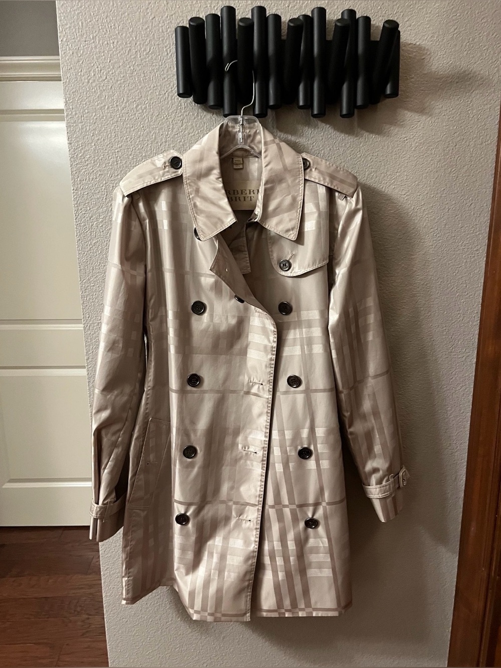 Burberry Women’s Light Beige Plaid Trench Coat